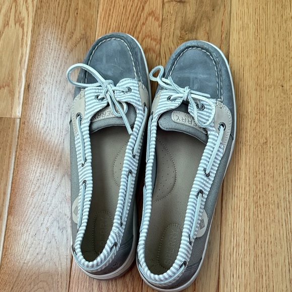 Sperry Shoes - Sperry Blue-Gray, White and Cream Angelfish Boat Shoes.